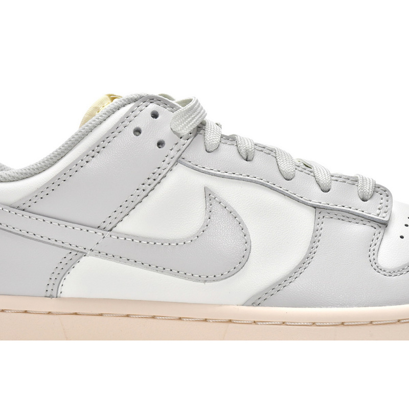Nike Dunk Low Light Bone