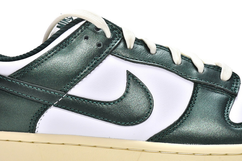 M Batch Nike Dunk Low Vintage Green