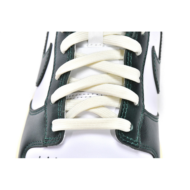 M Batch Nike Dunk Low Vintage Green