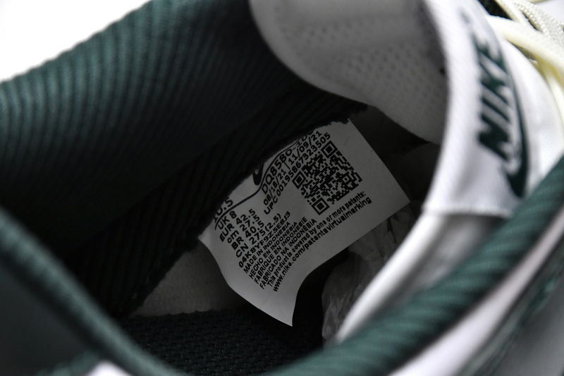 M Batch Nike Dunk Low Vintage Green