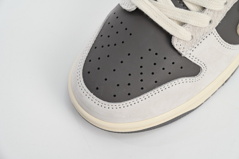 M Batch WTP"MOSS" DUNK Beige Gray