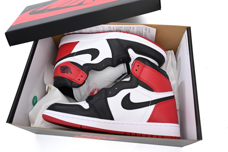 OG Air Jordan 1 High OG Black Toe