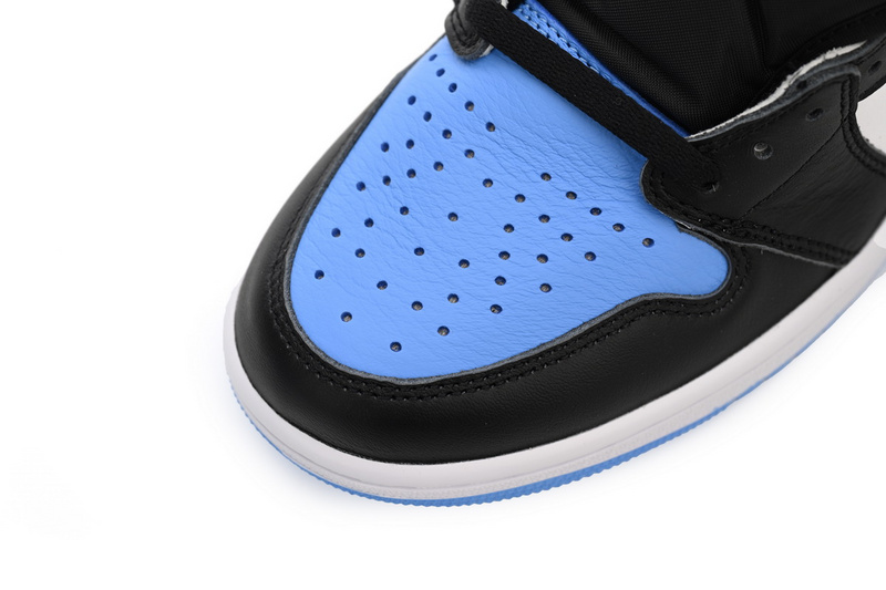 OG Air Jordan 1 High OG UNC Toe