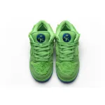 SX Grateful Dead x Nike SB Dunk Low “Green Bear”