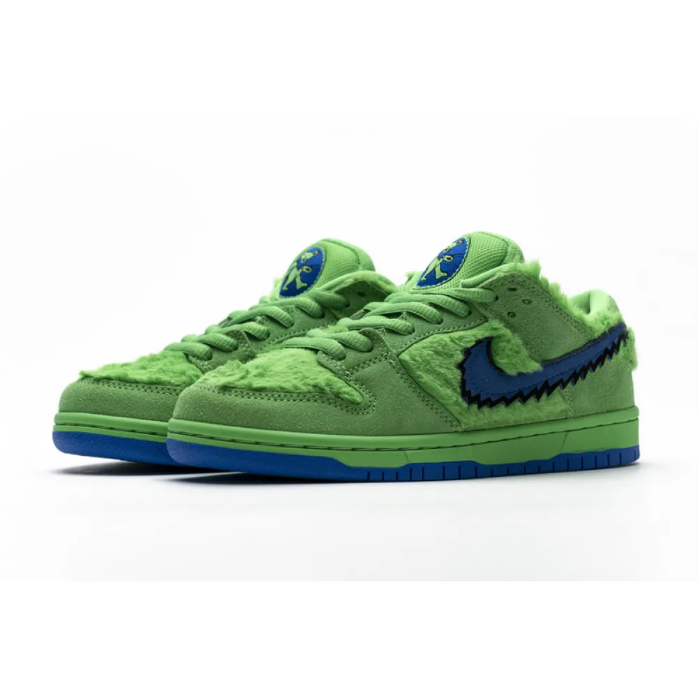 SX Grateful Dead x Nike SB Dunk Low “Green Bear”