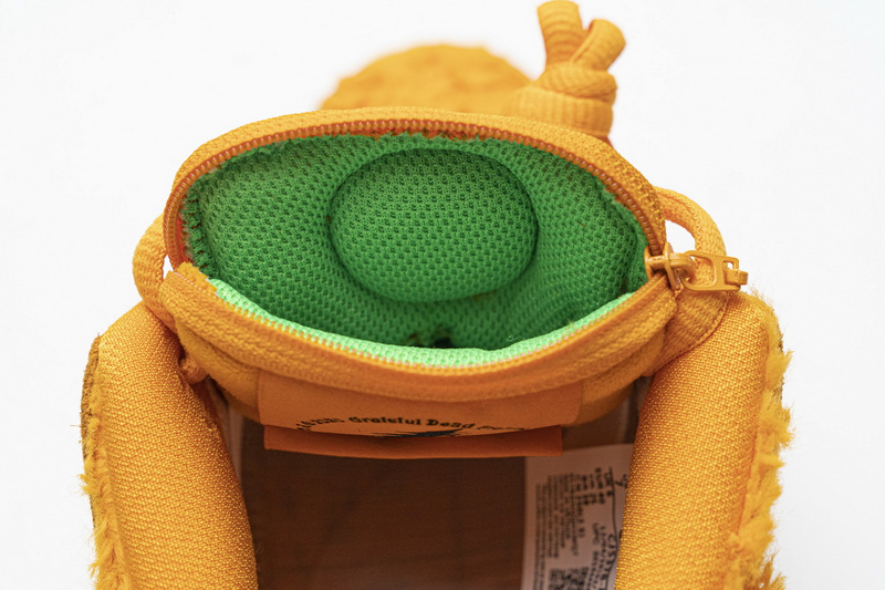 SX Grateful Dead x Nike SB Dunk Low Pro QS“ Orange Bear”