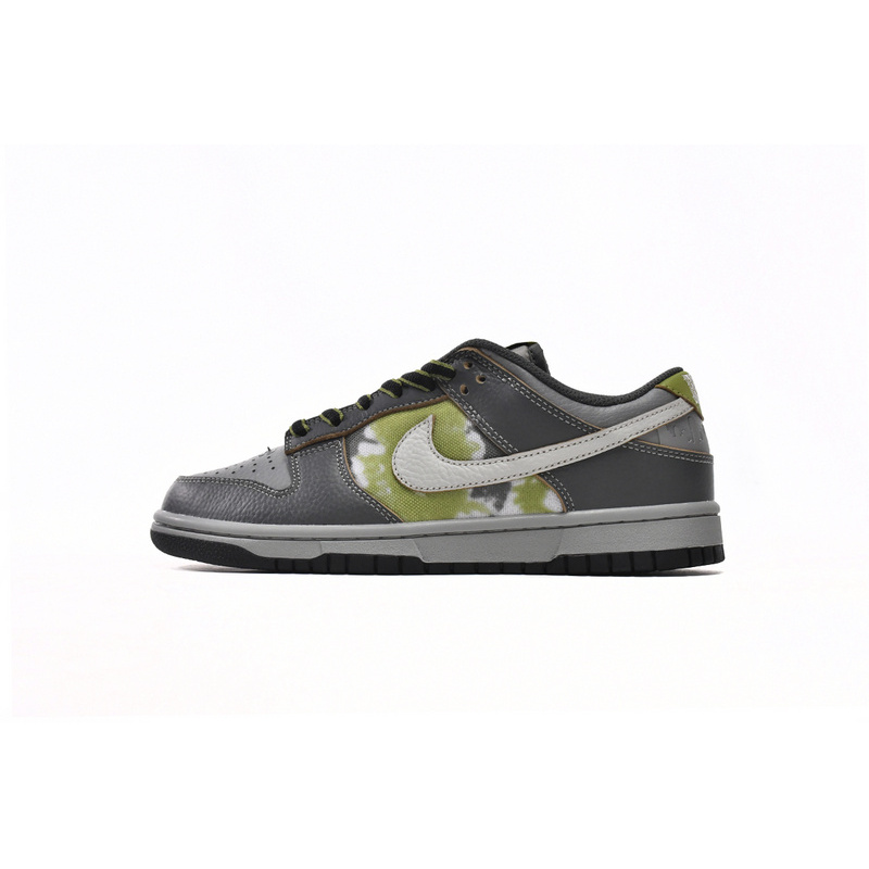 SX HUF x Nike Dunk Low SB Friends and Family