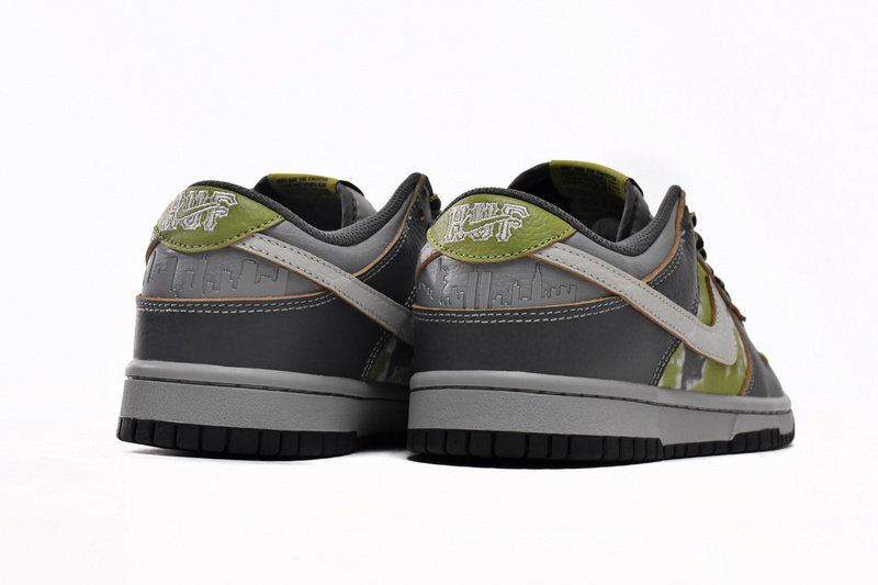 SX HUF x Nike Dunk Low SB Friends and Family