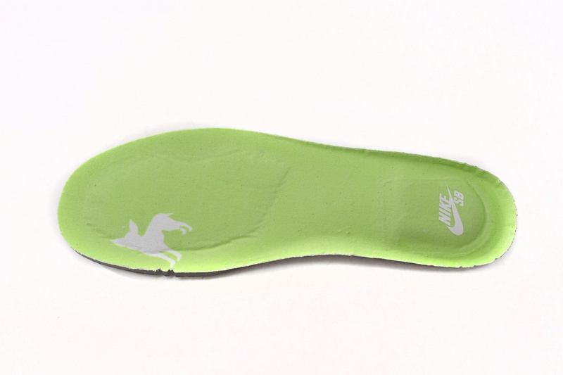 SX HUF x Nike Dunk Low SB Friends and Family