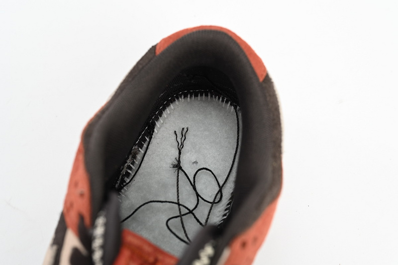 SX Nike Dunk Low ‘’Red Panda‘’