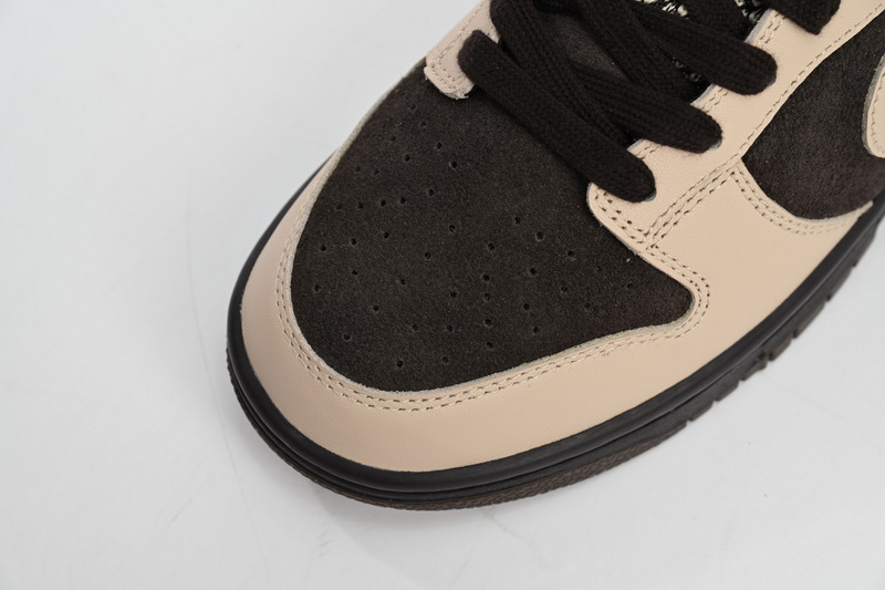 SX Nike Dunk Low ‘’Red Panda‘’