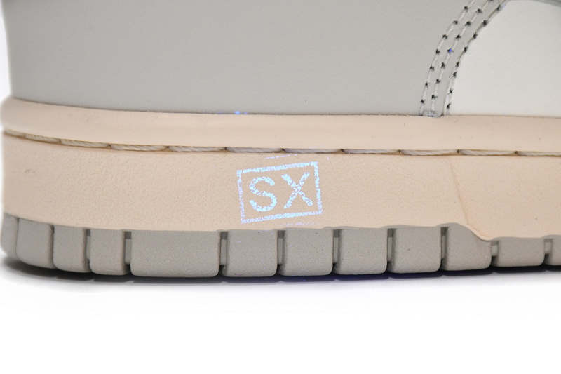 SX Nike Dunk Low Light Bone