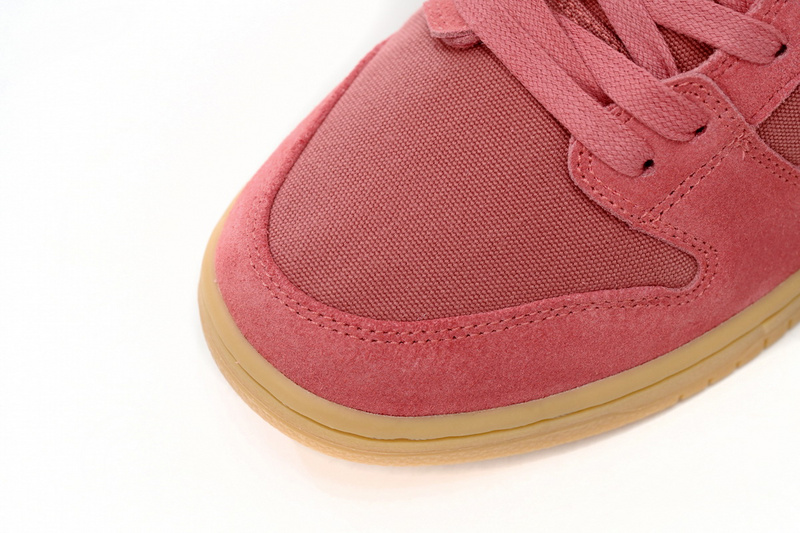 SX Nike Dunk SB Low ‘’Red Gun‘