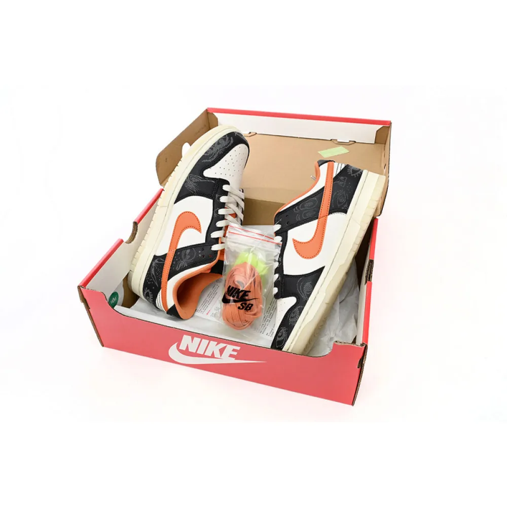 SX Nike Dunk SB Low Pro Halloween