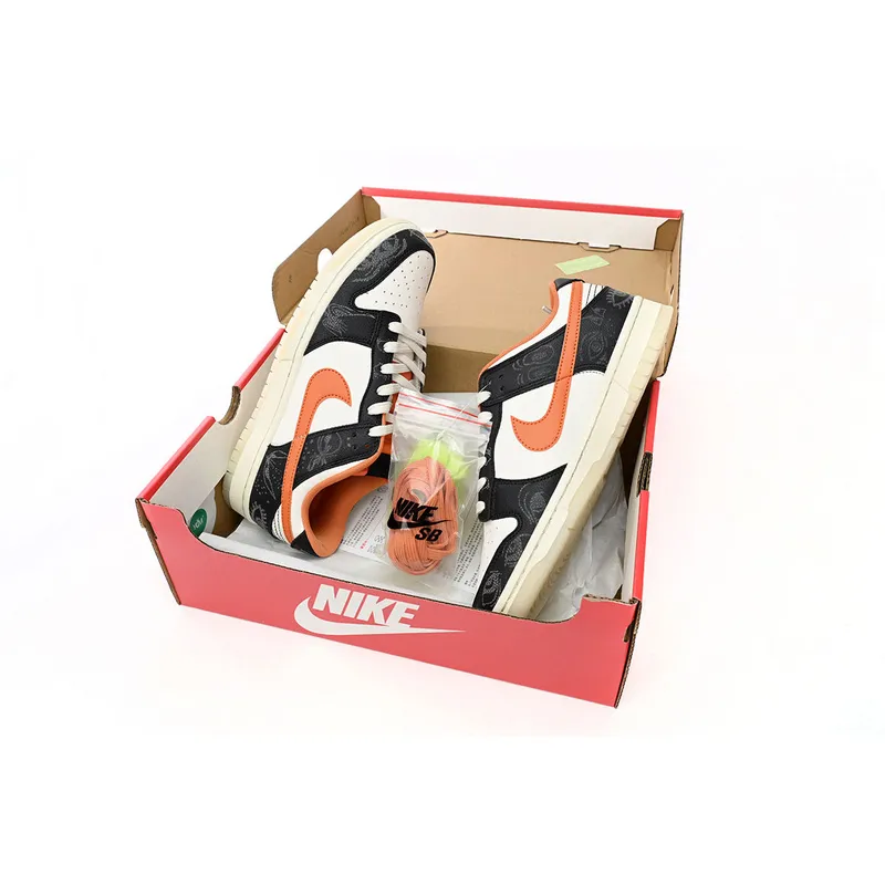 SX Nike Dunk SB Low Pro Halloween