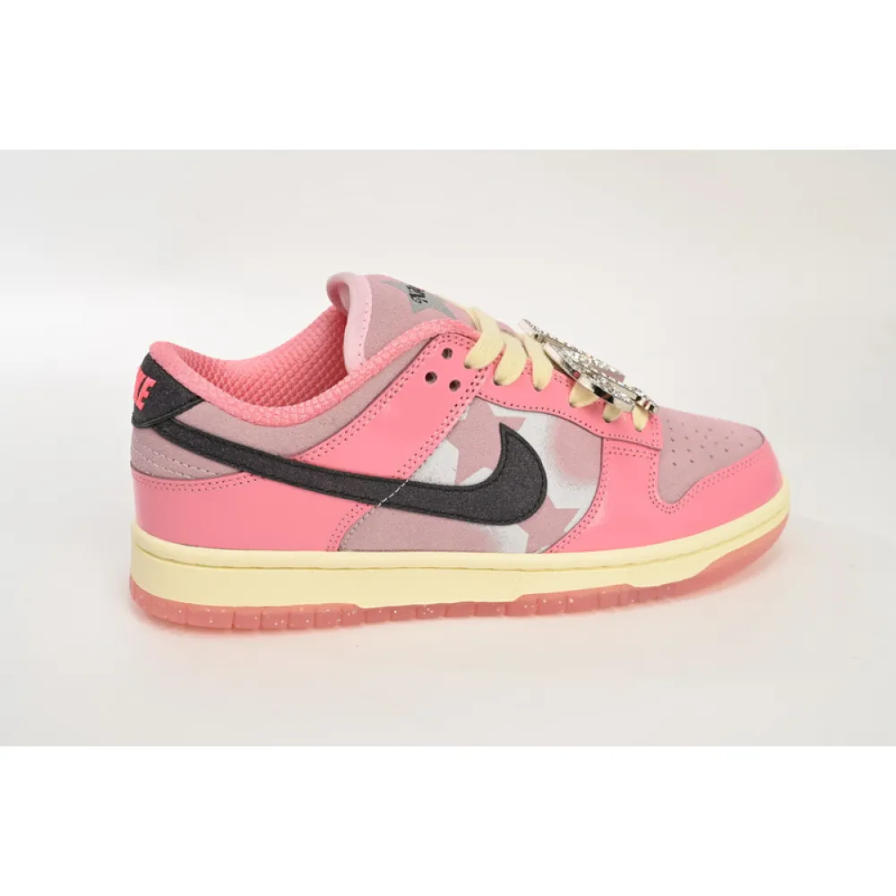 SX Nike SB Dunk Low LX”Barbie Pink