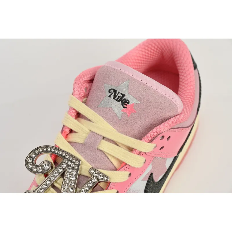 SX Nike SB Dunk Low LX”Barbie Pink