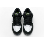 SX Staple x Nike SB Dunk Low “Panda Pigeon”