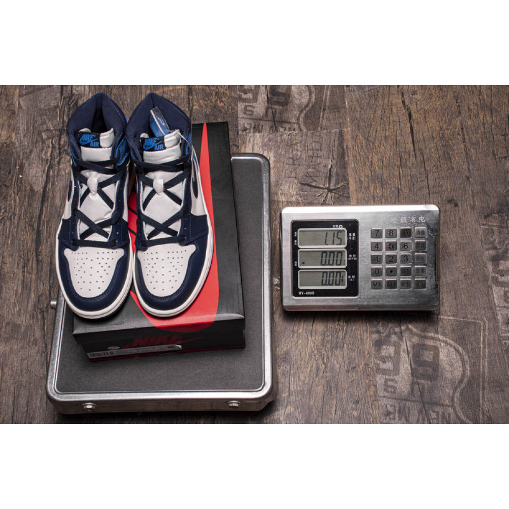 XP Air Jordan 1 Retro High OG “Obsidian University Blue”