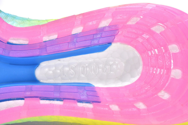 Adidas Ultra Boost 2022 Black Gradient Yellow