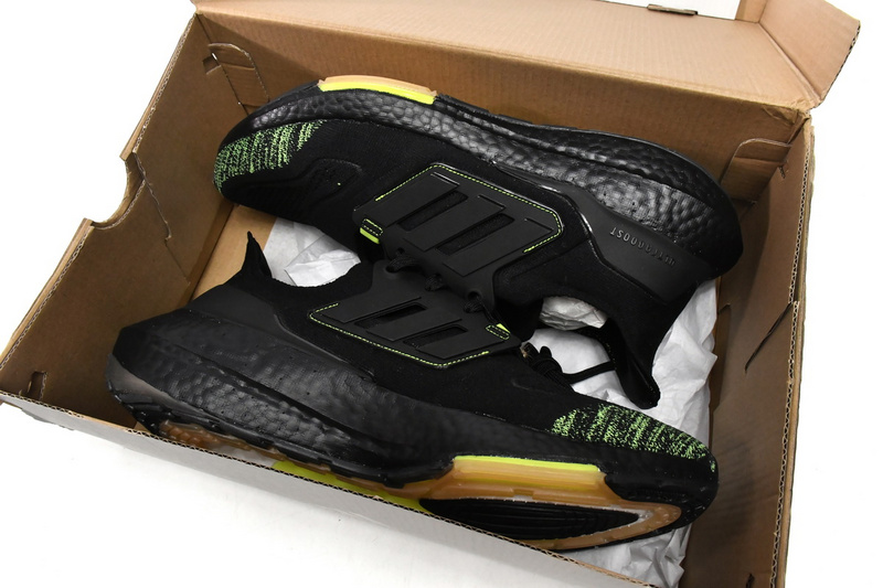 Adidas Ultra Boost 2022 Black Solar Yellow