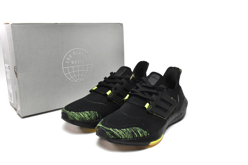 Adidas Ultra Boost 2022 Black Solar Yellow