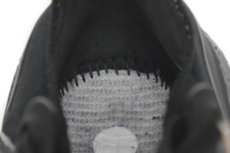 Adidas Ultra Boost 2022 Black Solar Yellow