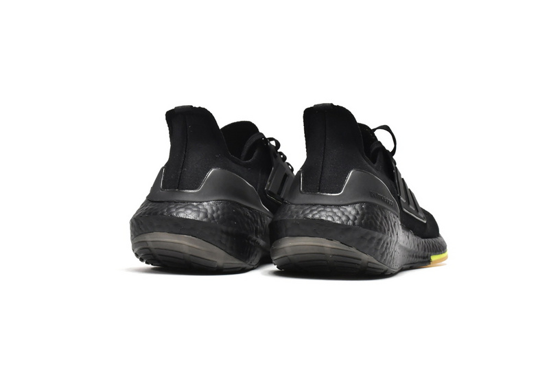 Adidas Ultra Boost 2022 Black Solar Yellow