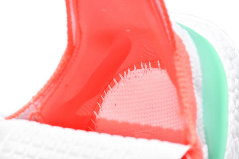 Adidas Ultra Boost 2022 Dazzling Color