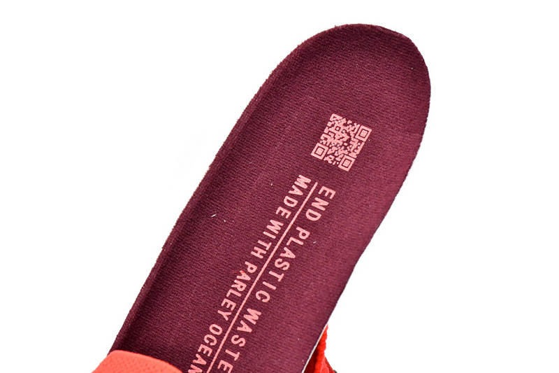 Adidas Ultra Boost 2022 Vivid Red