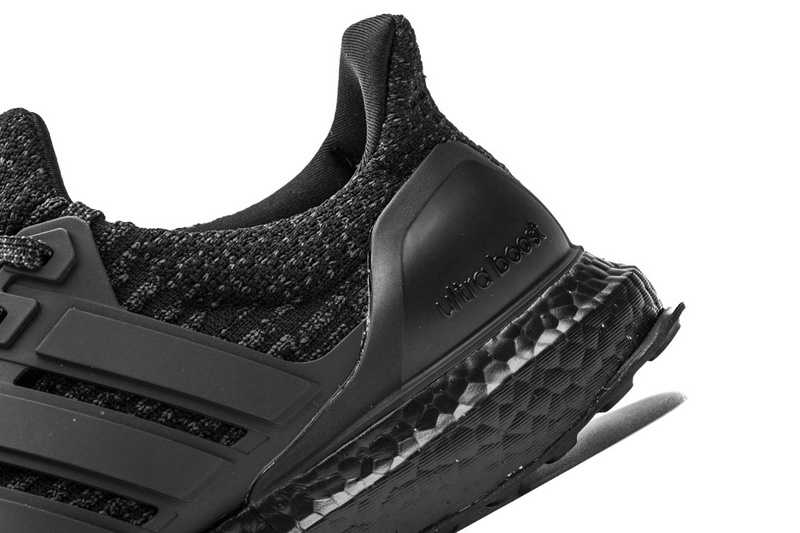Adidas Ultra Boost 3.0 “Triple Black” Real Boost