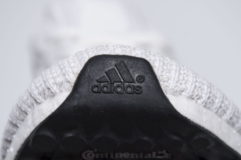 Adidas Ultra Boost 4.0 “Triple White” Real Boost