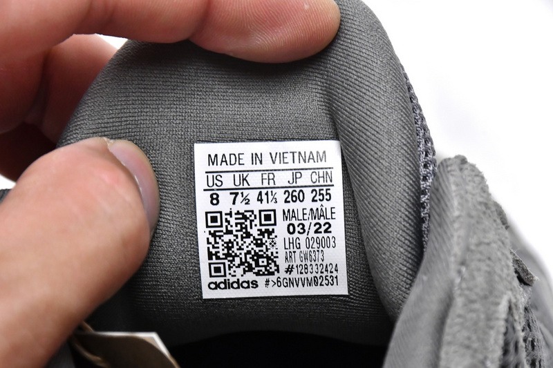 S2 Adidas Yeezy 500 Granite