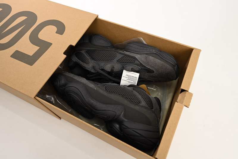 S2 Adidas Yeezy 500 Utility Black”