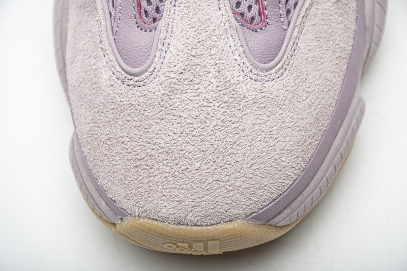 AH Adidas Yeezy 500 “Soft Vision