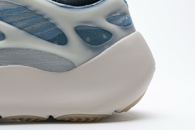 AH Adidas Yeezy 700 V3 “Kyanite”