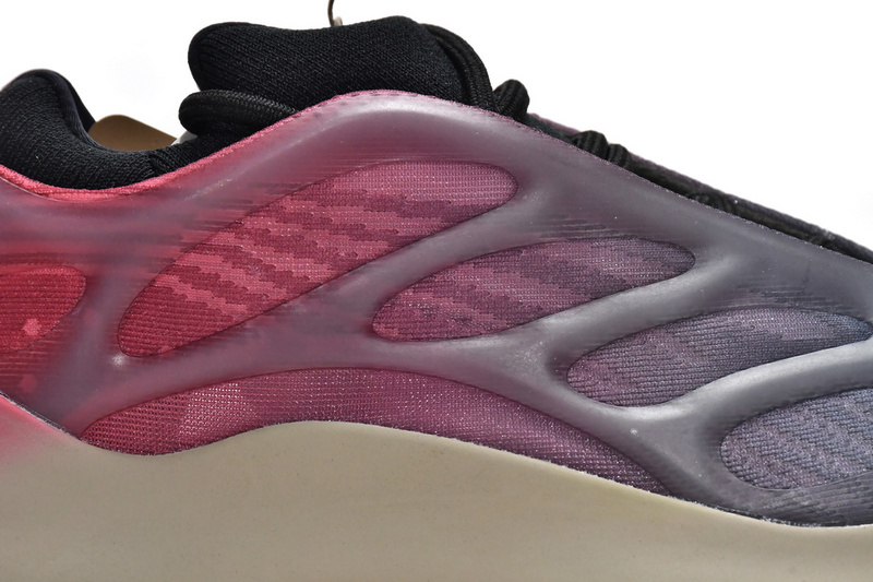 AH Adidas Yeezy 700 V3 Fade Carbon