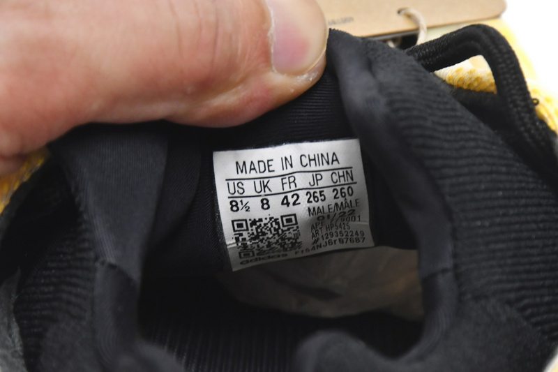 AH Adidas Yeezy 700 V3 Mono Safflower