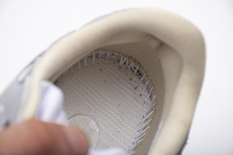 AH Adidas Yeezy Boost 700 Magnet Real Boost