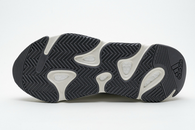 AH Adidas Yeezy Boost 700 V2 “Cream”