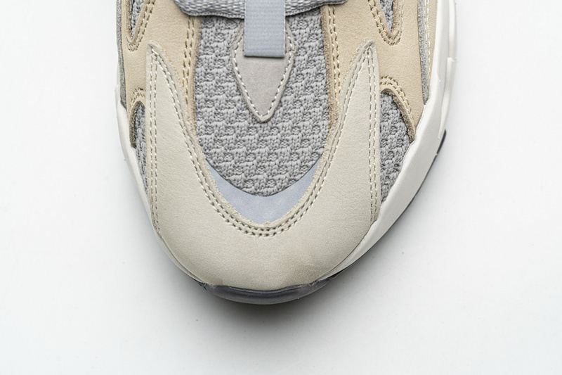 AH Adidas Yeezy Boost 700 V2 “Cream”