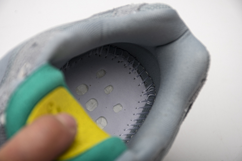 AH Adidas Yeezy Boost 700 V2 “Hospital Blue”Real Boost