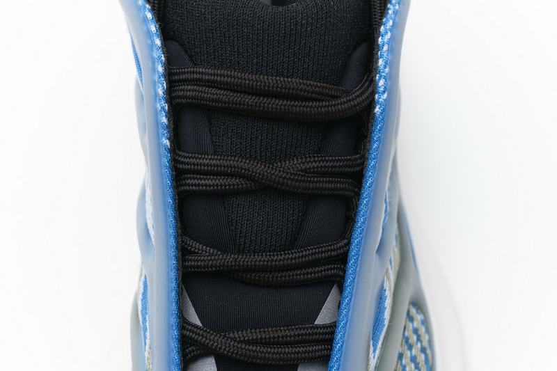 AH Adidas Yeezy Boost 700 V3 Azareth