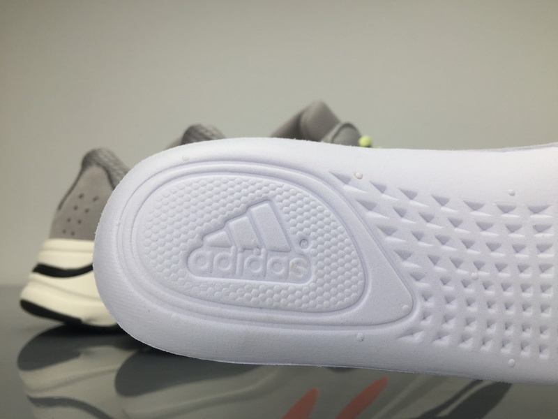 AH Adidas Yeezy Wave Runner 700