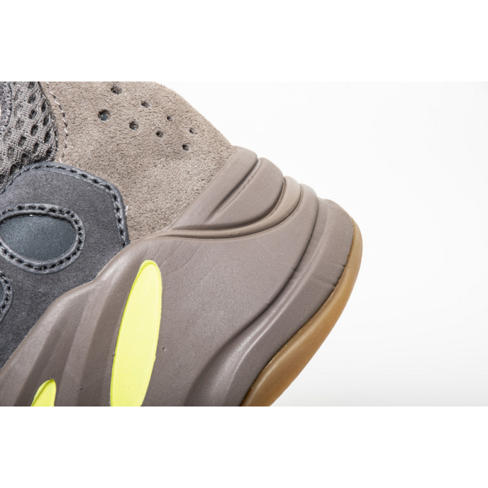 AH Yeezy Boost 700 “Mauve” 
