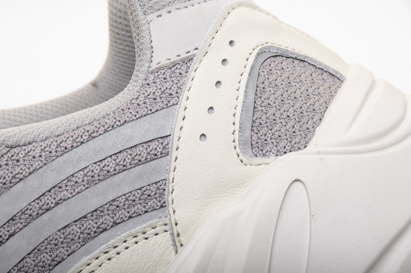 AH Yeezy Boost 700 V2 “Static”