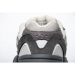 AH Yeezy Boost 700 V2“Tephra”