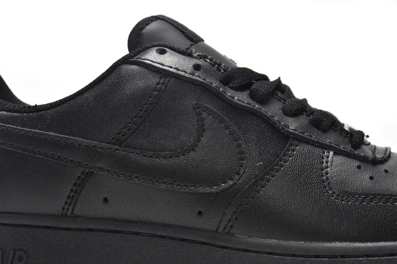 AQ Nike Air Force 1 Low Black