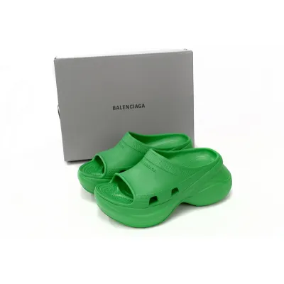 BALENCIAGA Pool Crocs Green 02