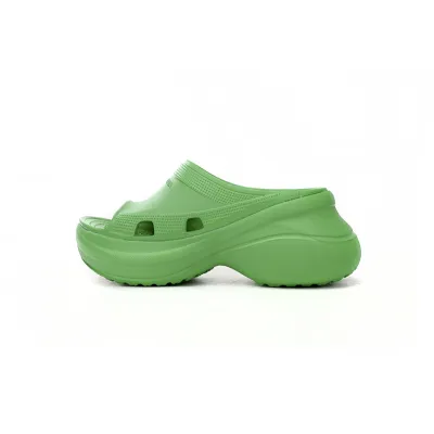 BALENCIAGA Pool Crocs Green 01